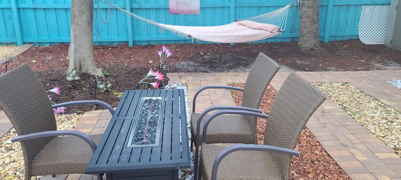 Lake Worth Beach Paradise Cove Cottage 2-1Bedroom ภายนอก รูปภาพ